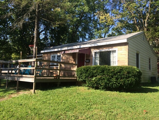 property at 1215 N Dunn St