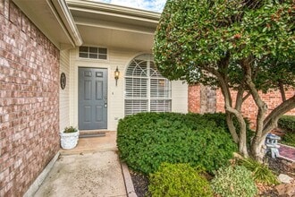 1003 Mack Pl in Denton, TX - Foto de edificio - Building Photo