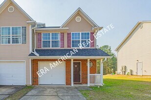 231 Swaying Pine Ct in Crestview, FL - Building Photo