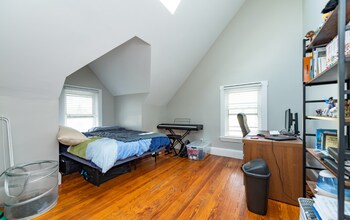 98 Elm St, Unit 3 in Somerville, MA - Building Photo - Building Photo