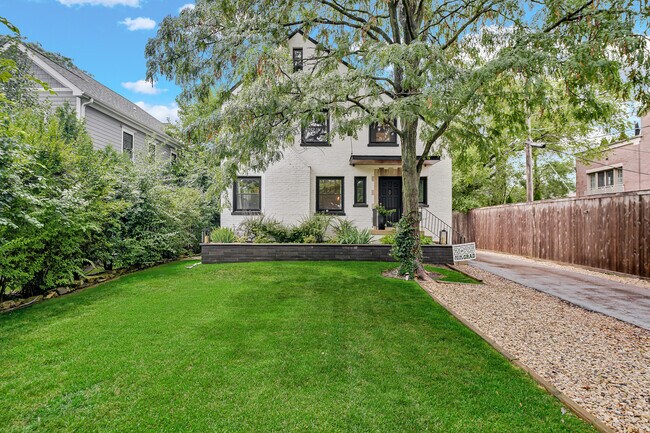 80 Brier St in Winnetka, IL - Building Photo - Building Photo