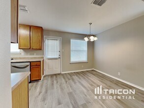 6902 Shelbyville Ct in San Antonio, TX - Building Photo - Building Photo