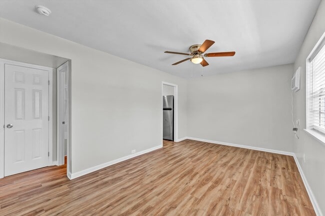 The Bunkers at Oak Ridge in Oak Ridge, TN - Building Photo - Building Photo