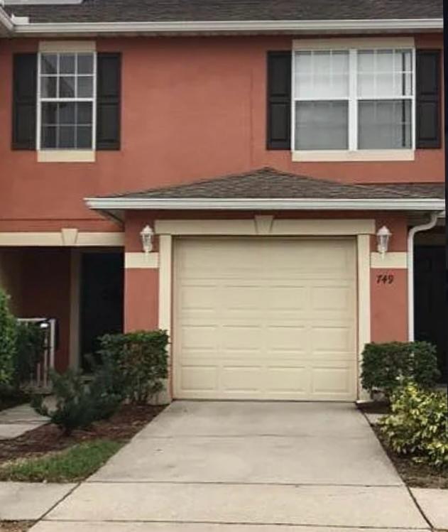 property at 673 Cresting Oak Cir