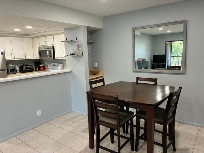 19505 Quesada Ave, Unit UU203 in Port Charlotte, FL - Building Photo - Building Photo