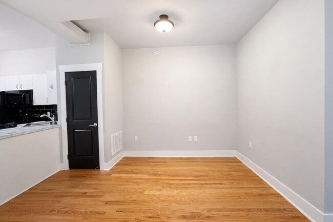 1005 S 30th Ave in Omaha, NE - Building Photo - Building Photo