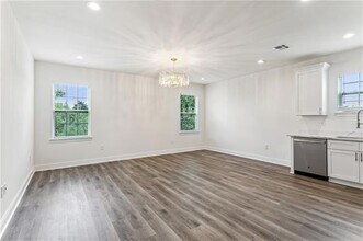 1337 Tupelo St, Unit B in New Orleans, LA - Building Photo - Building Photo