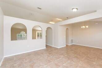 1159 Newcomb Ave in Spring Hill, FL - Building Photo - Building Photo