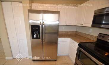 22565 SW 89th Pl in Cutler Bay, FL - Building Photo - Building Photo