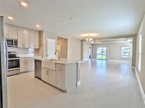 5439 Patano Lp in Palmetto, FL - Building Photo - Building Photo