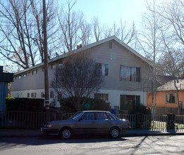 1041 Pope St in St Helena, CA - Building Photo - Building Photo