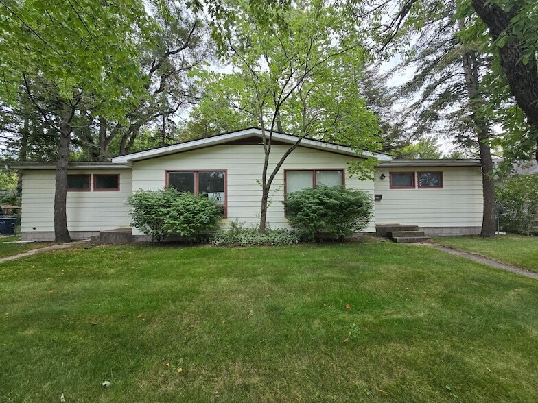 721 N Carroll Ave in Michigan City, IN - Building Photo
