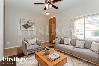 1179 E Desert Springs Way in San Tan Valley, AZ - Building Photo - Building Photo