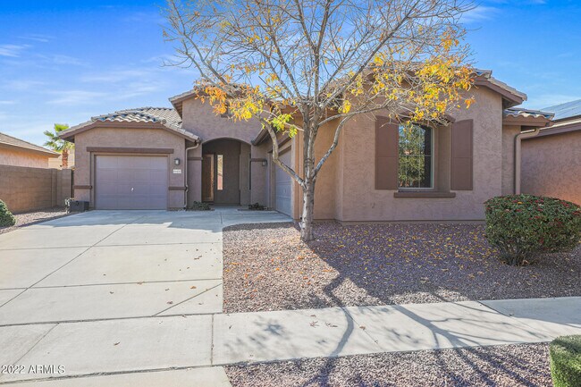 15437 W Ventura St in Surprise, AZ - Building Photo - Building Photo