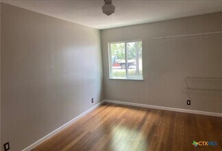 200 Uecker Dr in Spring Branch, TX - Building Photo - Building Photo