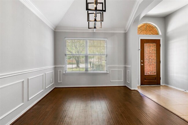 17502 N Tempe Cir in Houston, TX - Foto de edificio - Building Photo