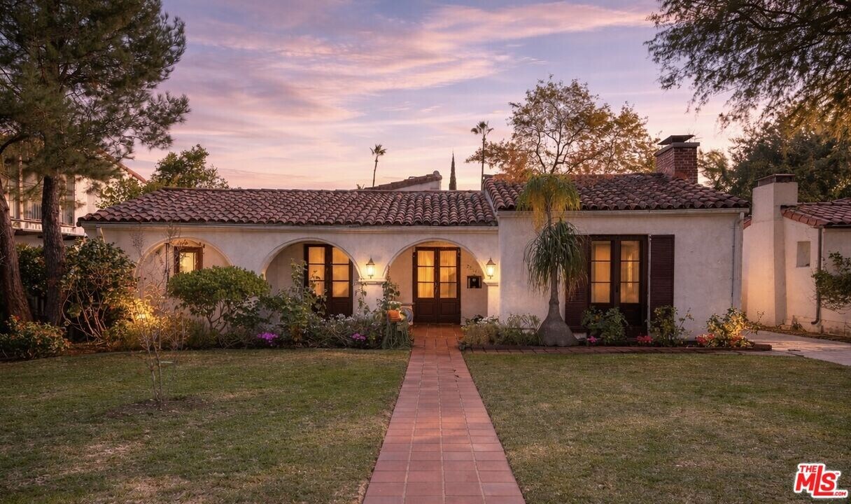 2814 Fleur Dr in San Marino, CA - Building Photo