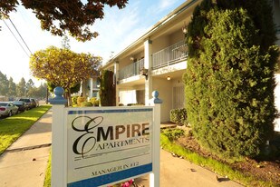 Empire Apartment Homes in Anaheim, CA - Building Photo