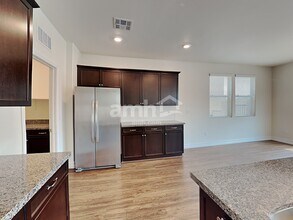1501 Golden Hour Ave in North Las Vegas, NV - Building Photo - Building Photo