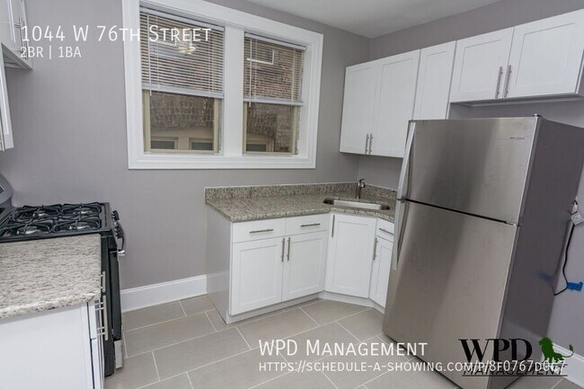 1044 W 76th St in Chicago, IL - Foto de edificio - Building Photo