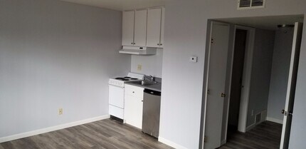 JONES 1140 in Reno, NV - Building Photo - Building Photo