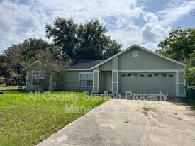 2261 St Augustine St in Deltona, FL - Building Photo