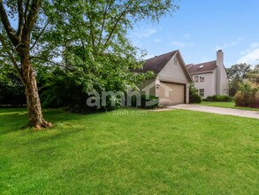8164 Alamosa Dr in Indianapolis, IN - Building Photo - Building Photo