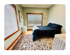 41 Glendale Pl in Gilford, NH - Foto de edificio - Building Photo