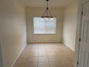 3361 Rutherford Dr in Stockton, CA - Foto de edificio - Building Photo