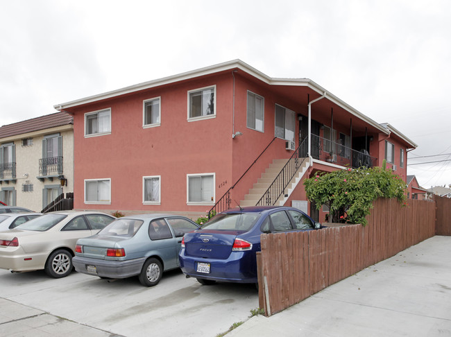 4522-4524 Altadena Ave in San Diego, CA - Building Photo - Building Photo