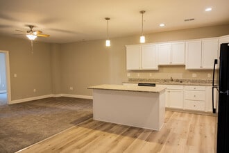 CARLS CORNER RESIDENTIAL in Winchester, VA - Building Photo - Building Photo