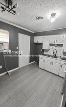 4922 E Willow St, Unit a in North Little Rock, AR - Building Photo - Building Photo