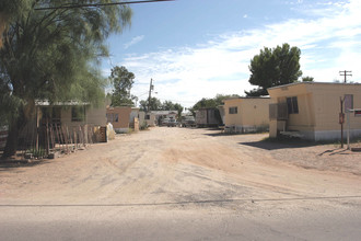 Su Casa Mobile Home Park in Tucson, AZ - Building Photo - Building Photo