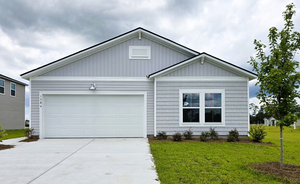 1384 Palm Spgs Paloma Dr in Longs, SC - Foto de edificio