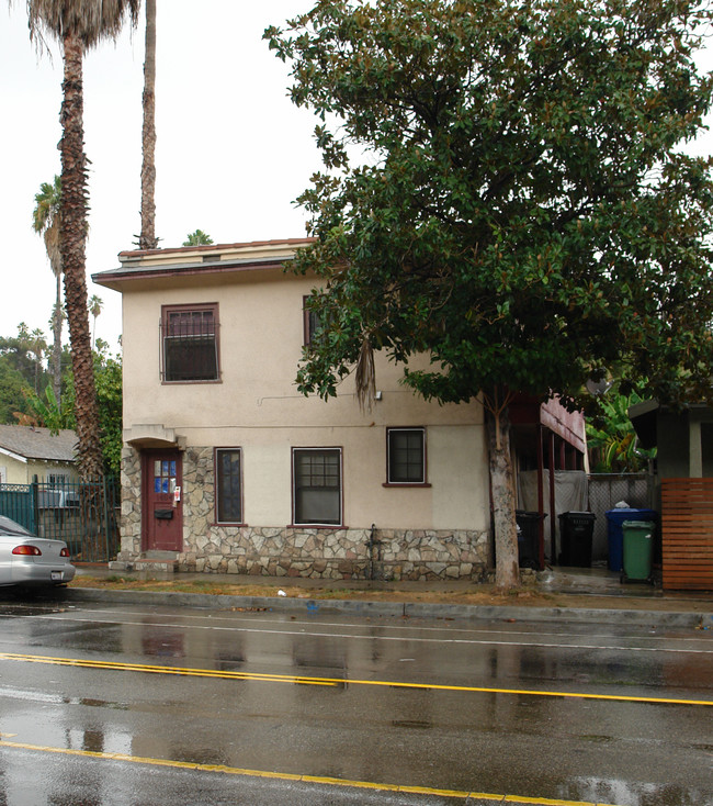 1404-1406 Silver Lake Blvd in Los Angeles, CA - Foto de edificio - Building Photo