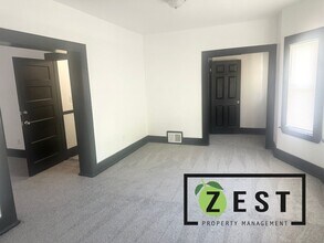 652-654 E Philadelphia St in Detroit, MI - Building Photo - Building Photo