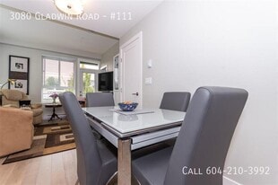 3080 Gladwin Rd in Abbotsford, BC - Building Photo