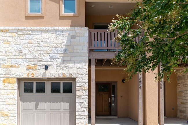 204 Conservation Dr in Austin, TX - Foto de edificio - Building Photo