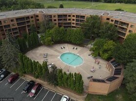 3320 Louisiana Ave S in St. Louis Park, MN - Building Photo