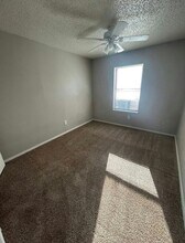 5604 Brownfield Dr in Lubbock, TX - Building Photo - Building Photo
