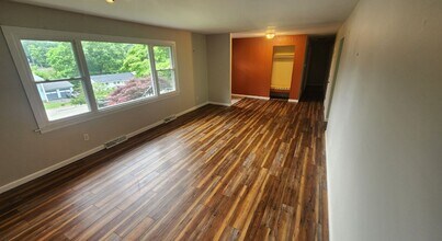95 Eastwood Ln in Washington, PA - Building Photo - Building Photo