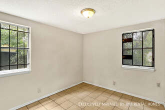 1580 W 19th St-Unit -2 in Jacksonville, FL - Building Photo - Building Photo