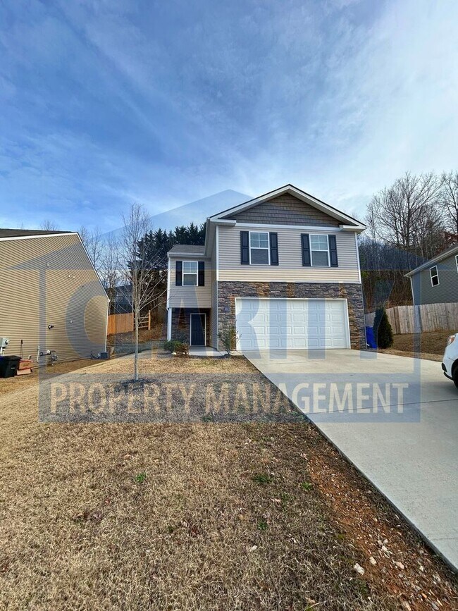 property at 3312 Harmony Ct NE