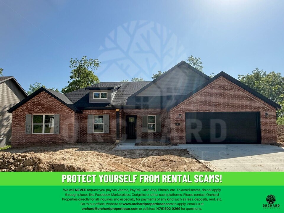 8 Birsay Cir in Bella Vista, AR - Building Photo