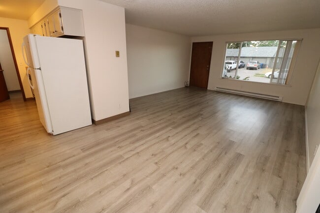 property at 4732 Cougar Ct SE