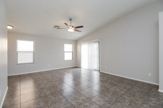 5727 S 17th Ave in Phoenix, AZ - Building Photo - Building Photo