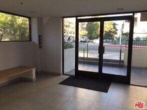 701 S Kingsley Dr in Los Angeles, CA - Building Photo - Building Photo