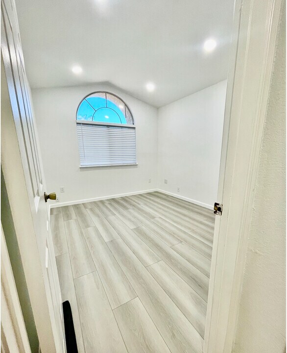 2828 Hillcrest Ave in Antioch, CA - Building Photo