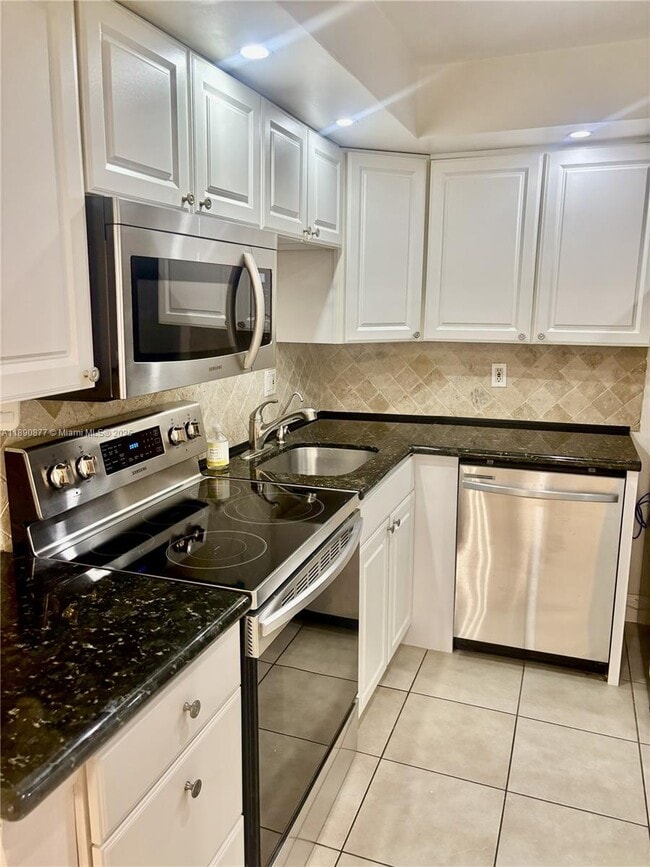 property at 470 NW 20th St