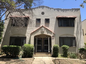 848 N Hayworth Ave in Los Angeles, CA - Building Photo - Other